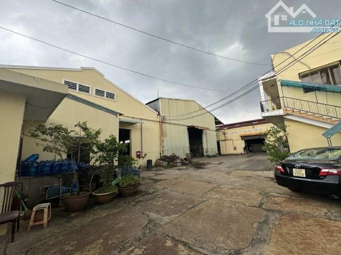 Cần Bán  Xưởng  Đường Nguyễn Văn Quá Đông Hưng Thuận Q12- 3551m2 Chỉ 159 Tỷ - 2