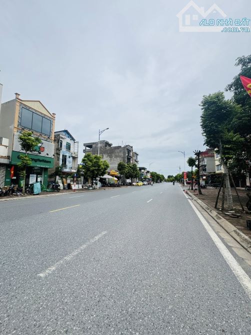 Đất Vàng Đặng Xá, Gia Lâm 79m2, MT5m, Vỉa Hè, Ô tô Tránh, Kinh Doanh, Đầu Tư - 8.x Tỷ - 2