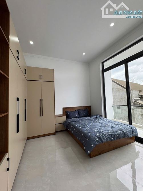 Nhà 3 tầng mới 100% cách chợ Mai Hắc Đế 800m - 2