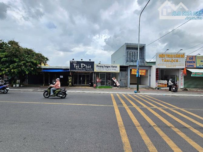 Nhà 1819m ngang 20m Trần Hưng Đạo p. Đông Hòa Dĩ An - 2