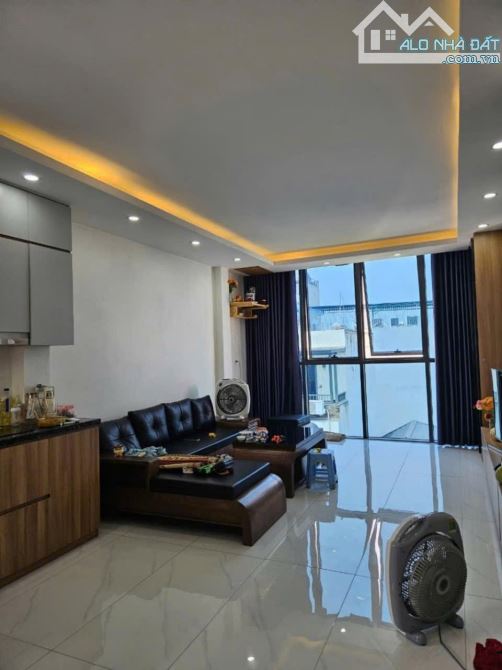 7 tầng thang máy, phân lô Đìa Lão, chỉ 1X tỷ, văn phòng kết hợp ở siêu đẹp. - 2