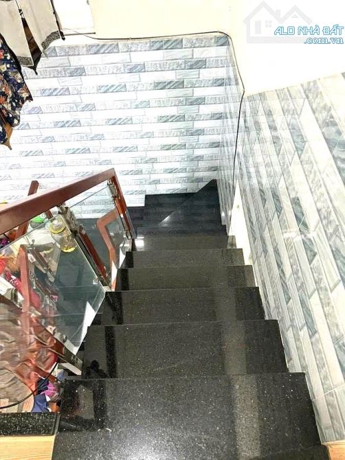 BÁN NHÀ TRUNG TÂM, TÂN PHÚ - 63M2, SỔ HỒNG RIÊNG - GIÁ CHỈ 4.7 TỶ - - 2