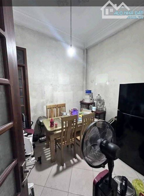 🌹 HỒ BA MẪU - ĐỐNG ĐA - 107M - 32 TỶ - BÁN ĐẤT TẶNG NHÀ – VỊ TRÍ TRUNG TÂM – MẶT TIỀN RỘN - 2