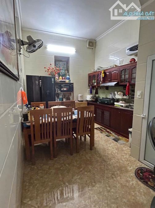 Nhà Mặt phố Nguyễn Hy Quang Đống Đa 48m2 3 tầng mặt tiền 7.5m - 2