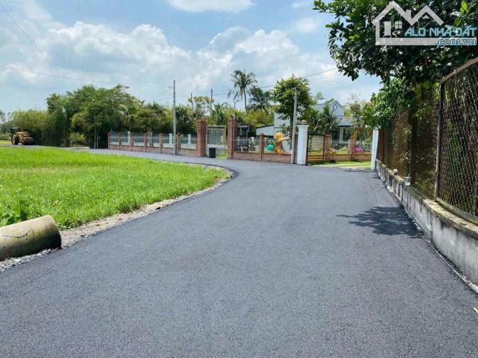 Cần bán đất + Vila ở nghĩ dưỡng Khu dân cư xã Trung Lập Thượng Củ Chi DT 3462m2 Thổ 364m2 - 1