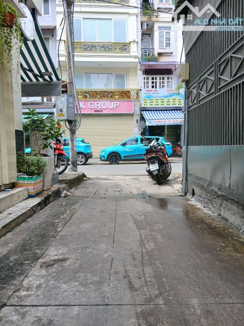 BÁN NHÀ NHẬT TẠO TRUNG TÂM QUẬN 10 - 4 TẦNG - DT 30M2 - CHỈ 6X TỈ - SÁT MẶT TIỀN KINH DOAN - 2