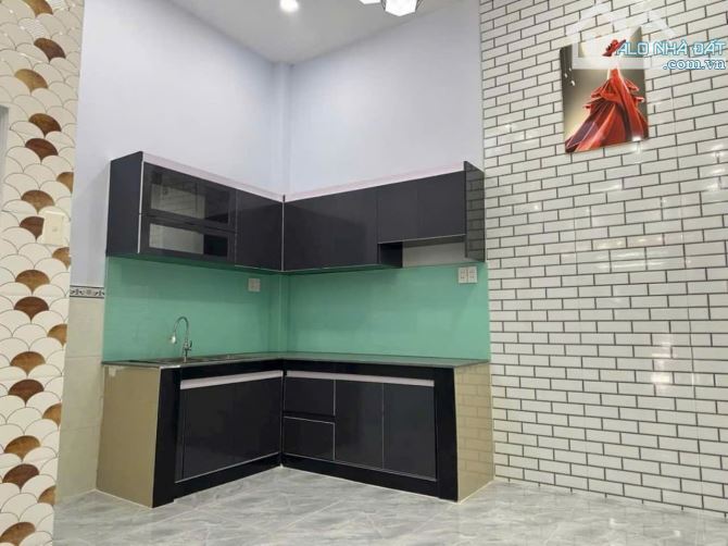 Nhà 2 tầng hẻm ô tô thông, đối diện C/c Sơn Kỳ, 4 tỷ - 2