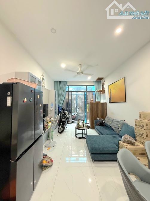 Nhà 3 tầng Khánh Hội, Quận 4, BTCT, KDC hiện hữu, hoàn công, Mình viết lại bài đăng th7 tỷ - 2