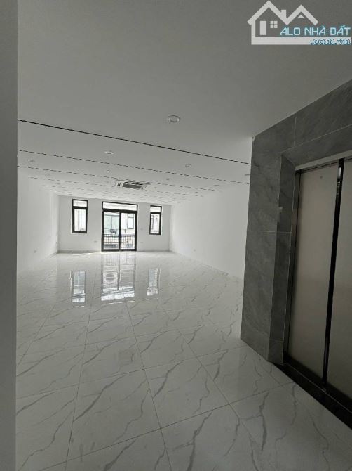 BÁN SHOPHOUSE_ TT TRÂU QUỲ_ KINH DOANH ĐỈNH – Ô TÔ– VỈA HÈ RỘNG – THANG MÁY_ 84m2, 22 TỶ - 2