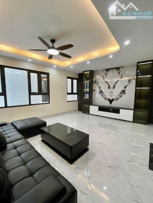 BÁN NHÀ TÂY MỖ_VIEW VINCOM MEGA, 55M2X5T, THANG MÁY, NHIỀU NGỦ, AN SINH, 2 THOÁNG, CHỈ 7X - 2