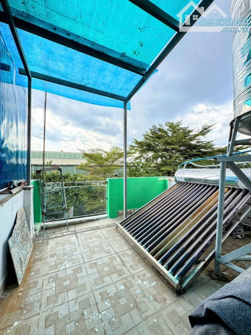 GIÁP QUẬN 6 CHỈ VÀI BƯỚC CHÂN --TÂN HÒA ĐÔNG --HẺM 6M --3PN,3WC--GIÁ CHỈ :3.65 TỶ (TL) - 2