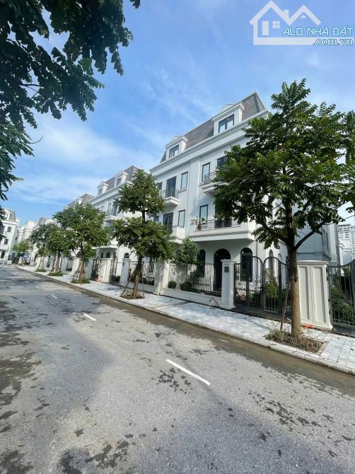 🔥 BÁN BIỆT THỰ SOLASTA MANSION – KĐT DƯƠNG NỘI | 170M² – 4 TẦNG – MT 8.5M – GIÁ 30 TỶ 🔥 - 2