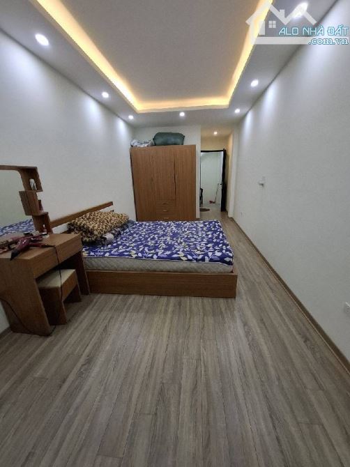 NHÀ MỚI Ở LUÔN 36m2, 5T- LÔ GÓC 2 THOÁNG - VIEW HỒ GIÁ 3,7 tỷ - 2