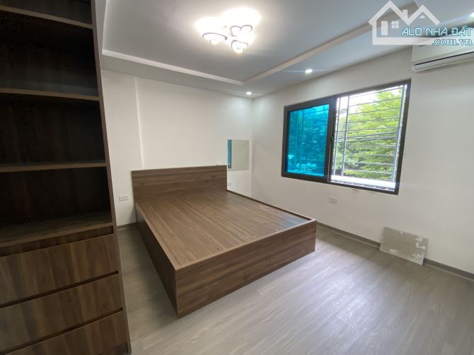 3.85 Tỷ – Tập Thể Thanh Xuân – Tầng 2 – 3 Ngủ – Ô Tô Đỗ Chân Cầu Thang – Sát Vành Đai 3 - 2