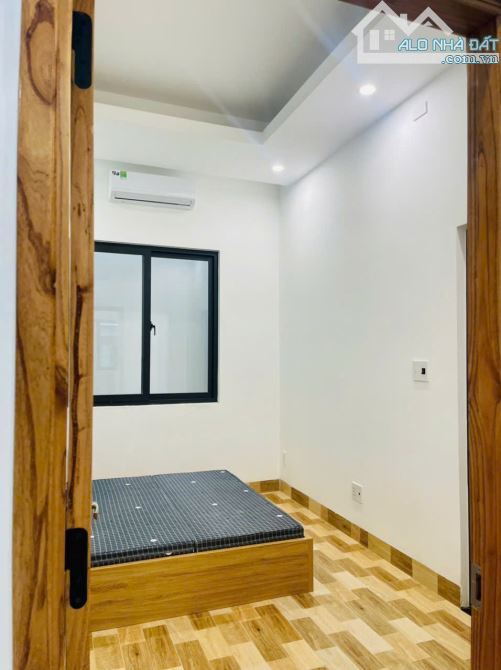 CHO THUÊ NHÀ 3 TẦNG MỚI ĐƯỜNG:  NGUYỄN HUY TỰ - HOÀ MINH - 2