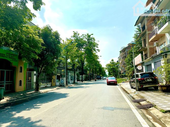 Liền Kề, Phân Lô, KĐT Xuân Phương - 85m x 5 Tầng, MT 5m - 16.8 Tỷ - 2
