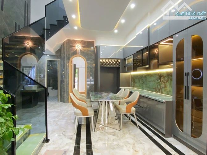 BÁN NHÀ 3 TẦNG MẶT TIỀN HỒ TÙNG MẬU – NGAY BIỂN NGUYỄN TẤT THÀNH – CỰC THOÁNG NHỈNH 11 TỶ - 2