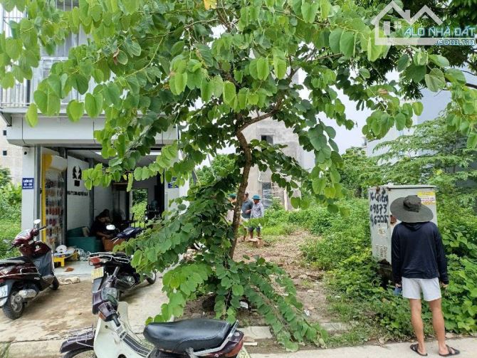 MẢNH ĐẤT VÀNG KHU ĐẤU GIÁ TỨ HIỆP, PHÂN LÔ VỈA HÈ Ô TÔ TRÁNH, SỔ VUÔNG VẮN - 2