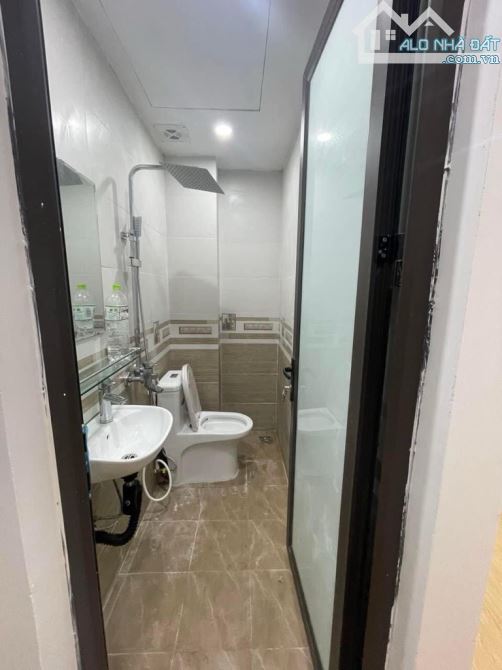 Bán nhà phố giải phóng 56m2 4 tầng thang máy – 7 phòng khép kín -  giá 9.15 tỷ - 2