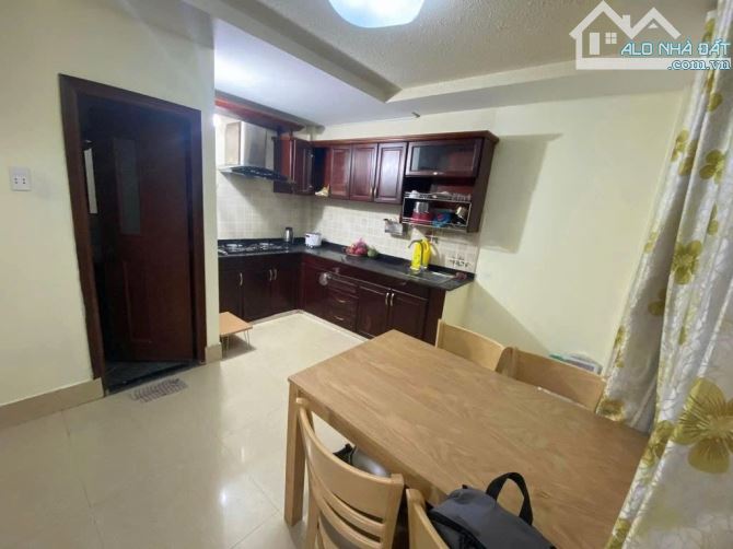 Nhà Cho Thuê Nguyên Căn Hẻm Hoàng Hoa Thám Phú Nhuận - 2