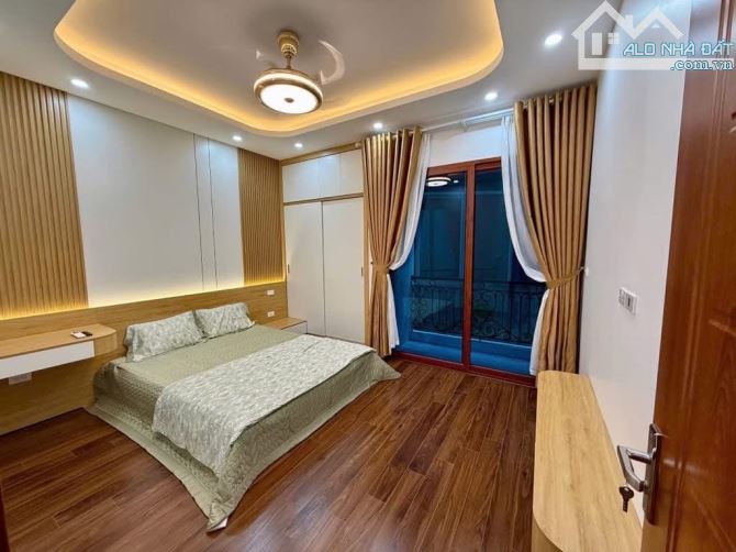 BÁN NHÀ THANH NHÀN- 46M- 3PN- THOÁNG SÁNG- GẦN Ô TÔ- 7,45 TỶ - 2