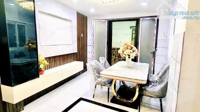 BÁN NHÀ ĐẸP Q10 NGUYỄN TRI PHƯƠNG - NỞ HẬU TÀI LỘC - FULL NT - CHỈ 5.28 TỶ TL - 2