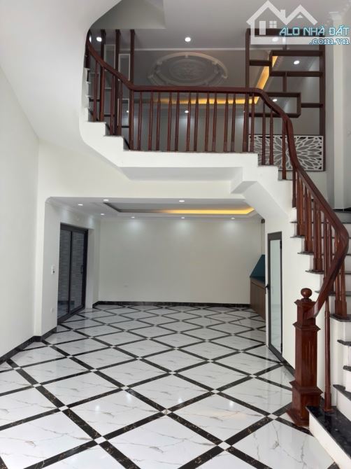 Bán Nhà Thanh Trì - 5 Tầng Xây Mới - Nội Thất Đẹp - 2