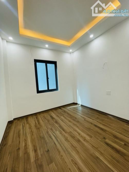 NHÀ ĐẸP PHỐ VŨ TÔNG PHAN_NGÕ RỘNG CÁCH MẶT PHỐ 50M_5 TẦNG_2 THOÁNG_36m2_NỞ HẬU_GIÁ NHỈNH 9 - 2