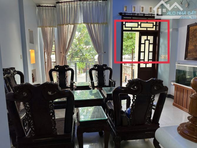 Cần bán nhà 3 mê hướng Đông, mặt tiền đường Nguyễn Thế Bảo tp Tuy hoà - 2
