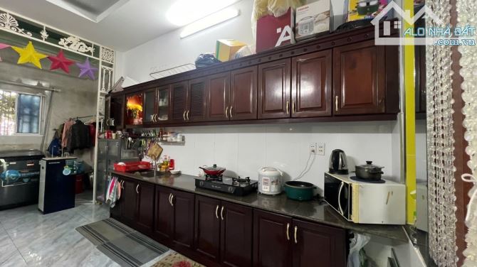 Bán nhà đẹp 4 tầng 101m2,xe hơi đỗ trong nhà .Huỳnh Tấn Phát,Quận 7.Giá 12 tỷ. - 2
