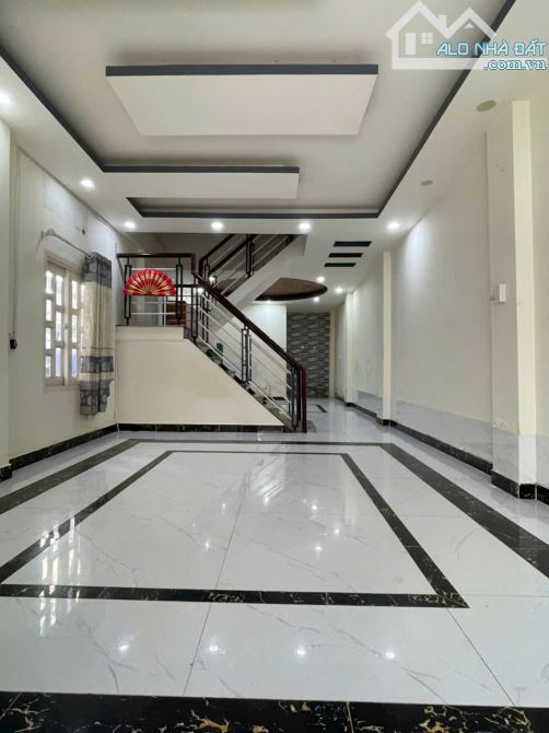 Bán Nhà DƯƠNG QUẢNG HÀM P6 GÒ VẤP - 2 TẦNG BANCOL VÀO Ở NGAY - GIÁ 5.65 TỶ TL - 2