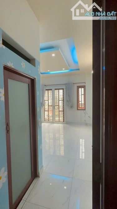 HÀNG HOT ĐƯỜNG DƯƠNG QUẢNG HÀM LÔ GÓC 2 MẶT HẺM THOÁNG PHƯỜNG 5 GÒ VẤP NHỈNH 3 Tỏi - 2