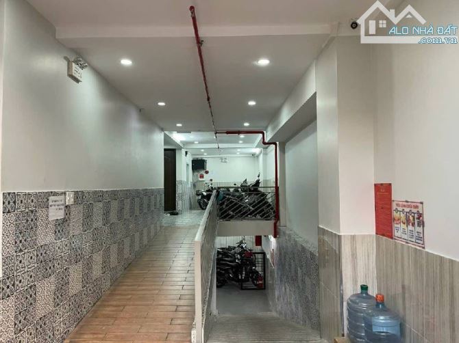 CHUYỂN NHƯỢNG CHDV 7 TẦNG THANG MÁY TẠI GÒ VẤP - THU NHẬP 145TR/TH. 7x19M - 25 TỶ TL - 2
