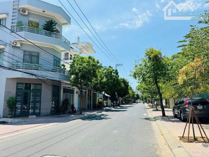 BÁN NHÀ CẤP 4 CŨ GẦN BIỂN,  MẶT TIỀN NGUYỄN LỘ TRẠCH chỉ 10,5 tỷ - 2