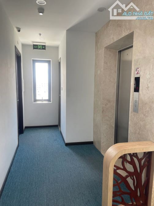 CỰC PHẨM TOÀ KHÁCH SẠN 10 TẦNG- MT TRẦN QUANG DIỆU - ĐƯỜNG 10,5M - THANG MẤY - DT GẦN 3TỶ - 2