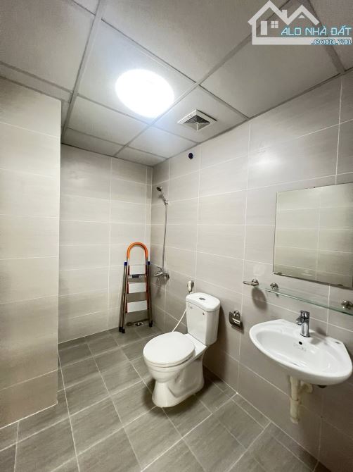 BÁN GẤP CĂN HỘ CAO CẤP NGHĨA ĐÔ – NỘI THẤT CƠ BẢN-DT 44M² – 2PN – GIÁ 3.8 TỶ. - 2