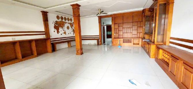 Bán nhà VP Cty mặt tiền Thạnh Lộc vị trí đẹp, 703m2, 3 tầng, ngang lớn 8m, nhỉnh 48tr/m2 - 2