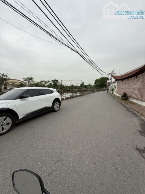 Ngay sát khu River Side PHÚ THỊ Vị trị đẹp ô tô tránh, giao thông kết nối thuận tiện, tới - 2