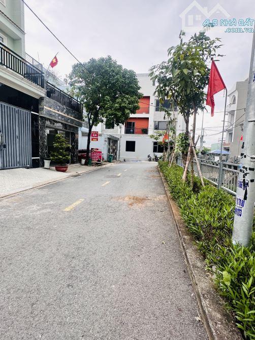 Đất FULL THỔ CƯ đường THẠNH LỘC 37 phường THẠNH LỘC Q12 DT 50m2 (5,55x9) đường 6m💰3,75Tỷ - 2