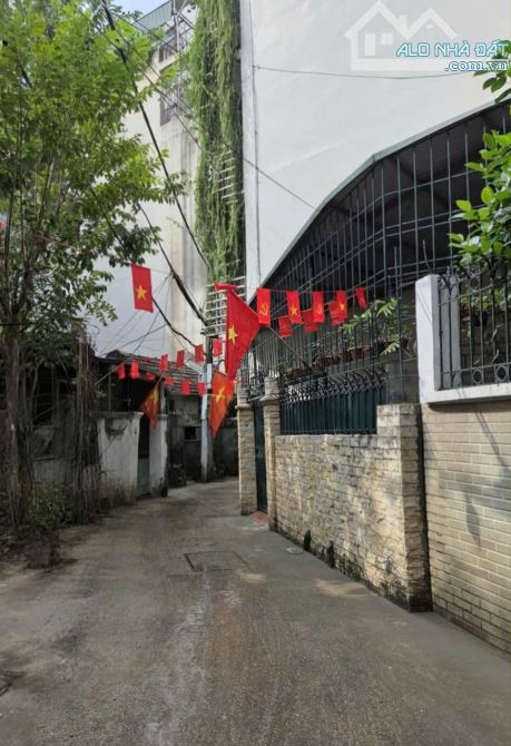 Bán Đất khu Lạc Long Quân, 85m2 Lô góc, Ngõ thông, Dòng tiền, An sinh tốt, Giá 12.5 Tỷ - 2