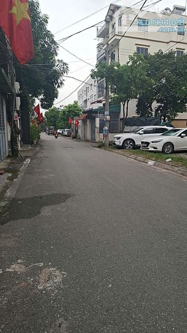 BÁN ĐẤT THẠCH BÀN LONG BIÊN – 51M² – GẦN Ô TÔ -- 6,45 TỶ – GẦN CHỢ, GẦN AEON, - 2
