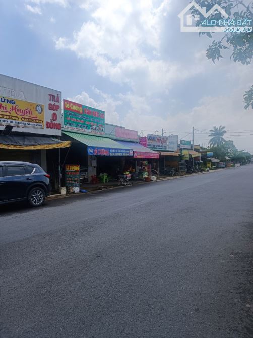 Bán 2900m2 đất mặt tiền đường nguyễn thị tươi TP dĩ an tỉnh Bình Dương giá chỉ 18tr\m2 - 2