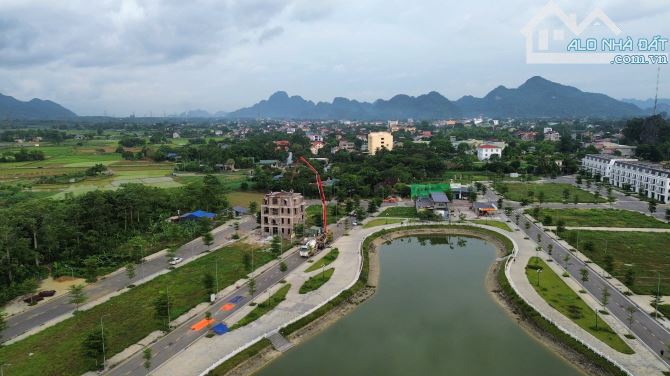 Đất Nền Hoà Lạc Ngay Gần Đại Học Quốc Gia Metro Số 5 DT:102m mặt tiền 7m view hồ - 2