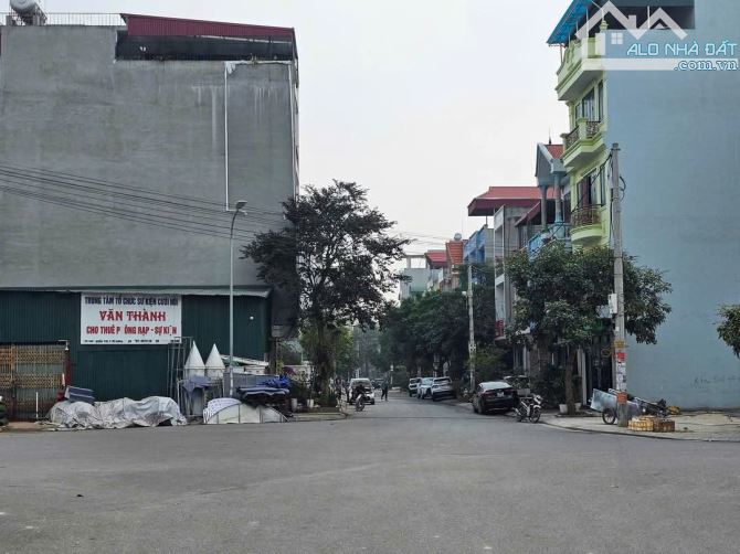 Chính Chủ bán lô đất VIP mặt Phan Huy Chú Bồ Sơn 4 nhìn Liền Kề HUD B, Bắc Ninh / Dt 80m2 - 2