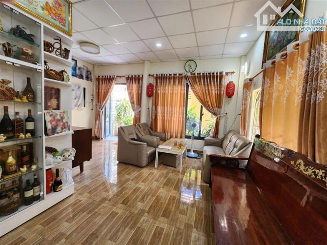 Bán nhà chính chủ Lê Quang Định, phường 1, Gò Vấp, hẻm xe hơi, 140m2, 4 tầng, giá 11.5 tỷ - 2