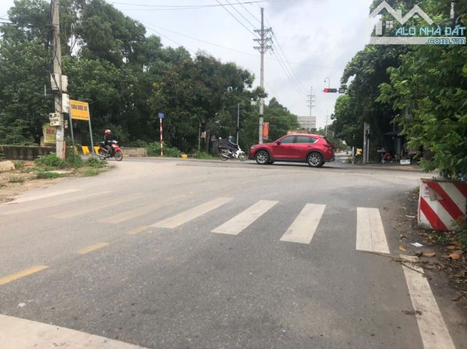 HOA HẬU LÔ GÓC MINH PHÚ SÓC SƠN DIỆN TÍCH 131M2 ĐƯỜNG THÔNG 2 Ô TÔ TRÁNH NHAU - 2