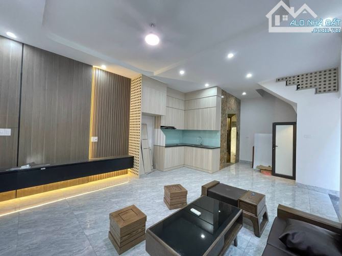 Bán nhà phố Lê Trọng Tấn, 45m2, lô góc, 6 tầng, ngõ ba gác thông, ô tô cách 10m giá 10.9tỷ - 2