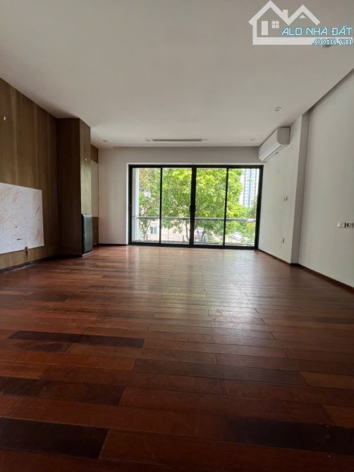Bán biệt thự KĐT Linh Đàm  210m² x 4 tầng , MT: 11m, vỉa hè rộng  chào giá đầu tư 57,5 tỷ - 2