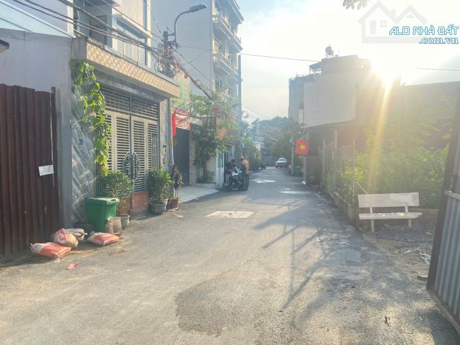 BÁN ĐẤT MẶT TIỀN ĐƯỜNG ô tô thông Phường BÌNH TRƯNG TÂY, QUẬN 2 gần Lê Văn Thịnh ngang 6.6 - 2
