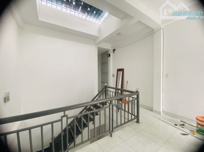 MTKD đường số 5 An Phú Thủ Đức Dien tich 120m2 44 x 28 cong nhan du - 2